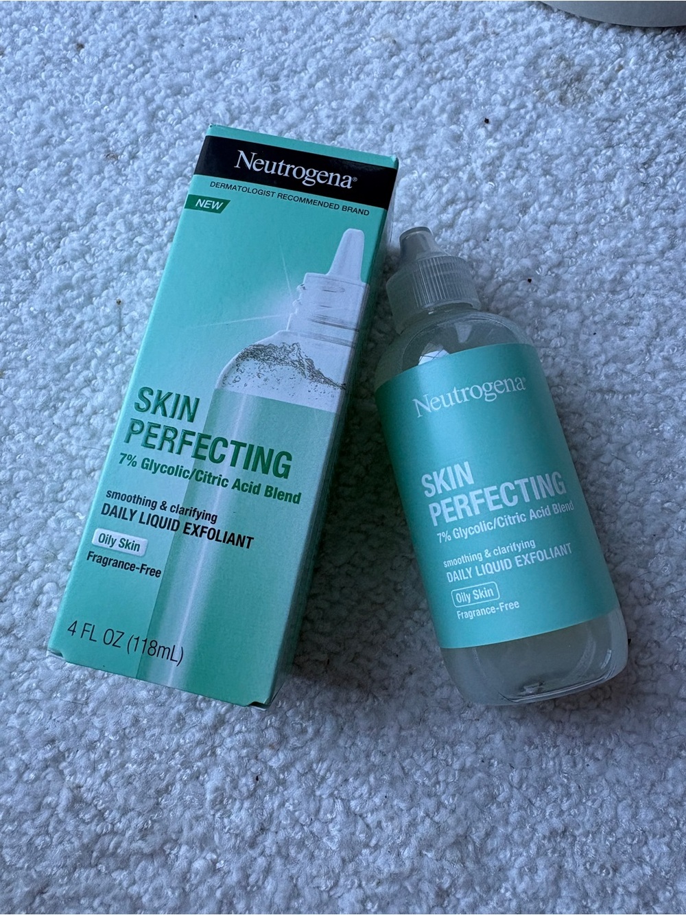 Neutrogena Skin Perfecting Daily Liquid Exfoliant 7% glycolic/citric acid blend